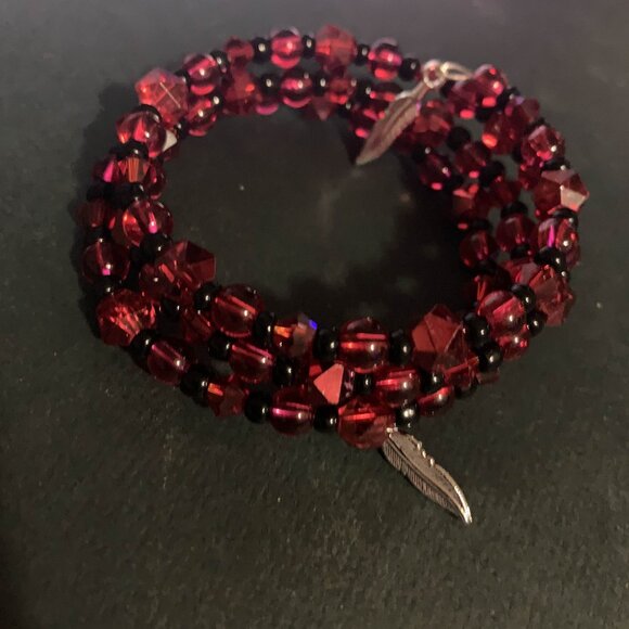 Handmade 'No More Stolen Sisters' coil bracelet - Picture 1 of 2